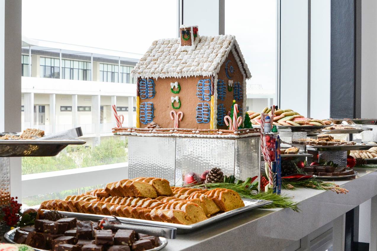 It’s the most wonderful time of the year, and San Diego Mesa College’s culinary students spent one of their final weeks of classes for the semester busily finishing their gingerbread houses for an annual competition on Dec. 6.